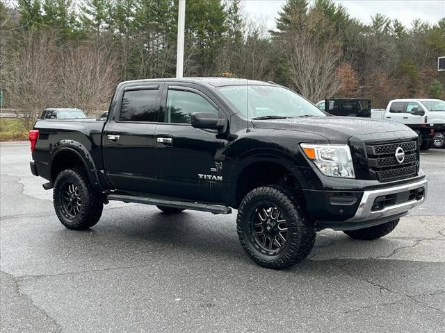 2021 Nissan Titan SV