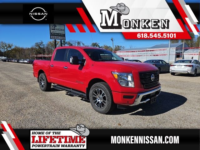 2021 Nissan Titan SV