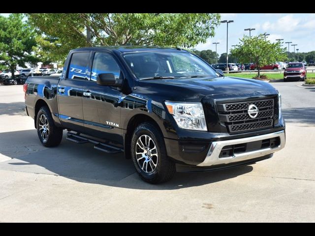 2021 Nissan Titan SV