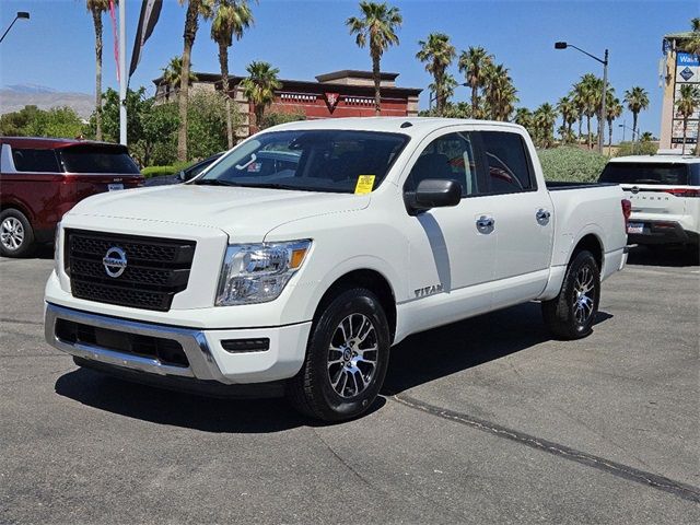 2021 Nissan Titan SV