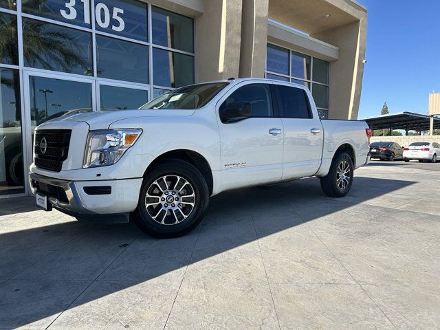 2021 Nissan Titan SV