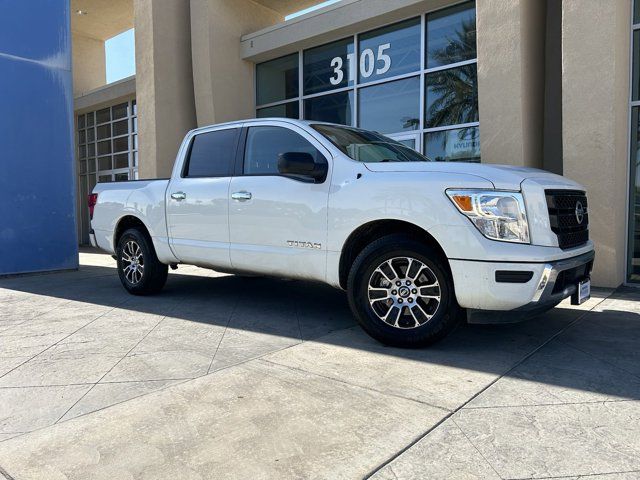 2021 Nissan Titan SV