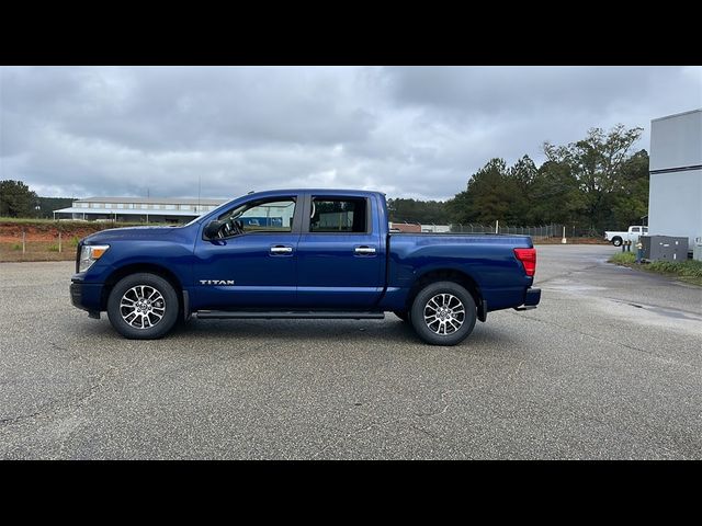 2021 Nissan Titan SV