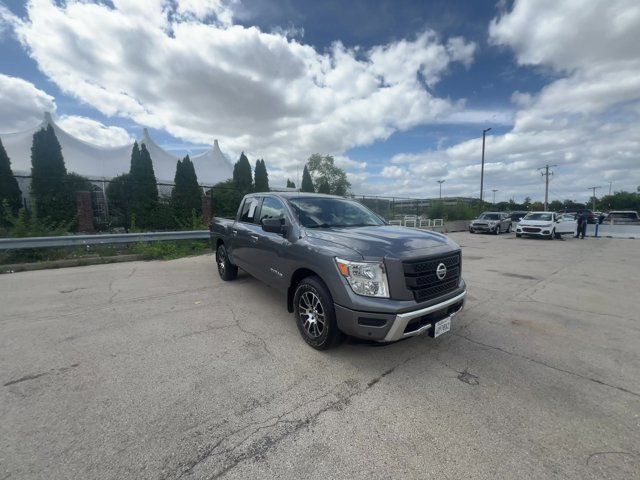 2021 Nissan Titan SV