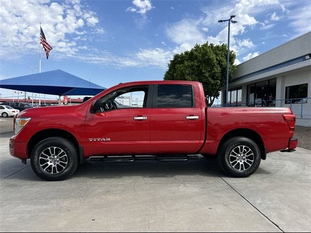 2021 Nissan Titan SV