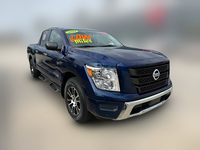 2021 Nissan Titan SV