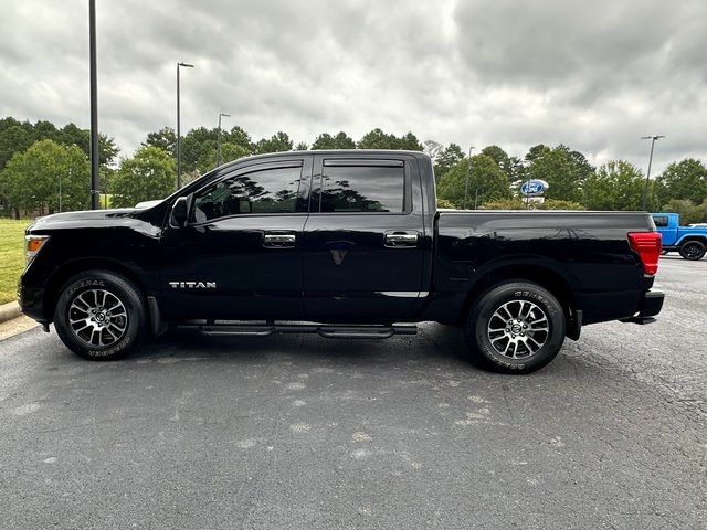 2021 Nissan Titan SV