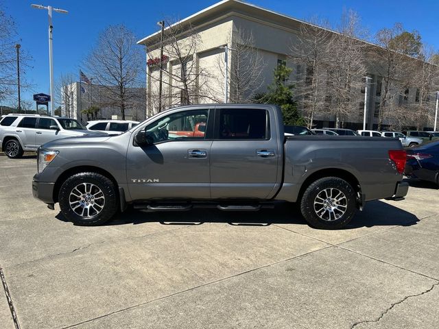 2021 Nissan Titan SV