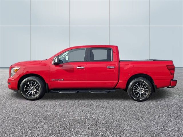 2021 Nissan Titan SV