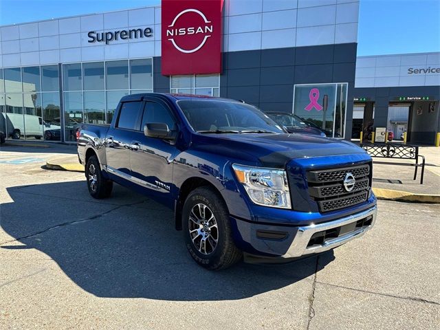 2021 Nissan Titan SV