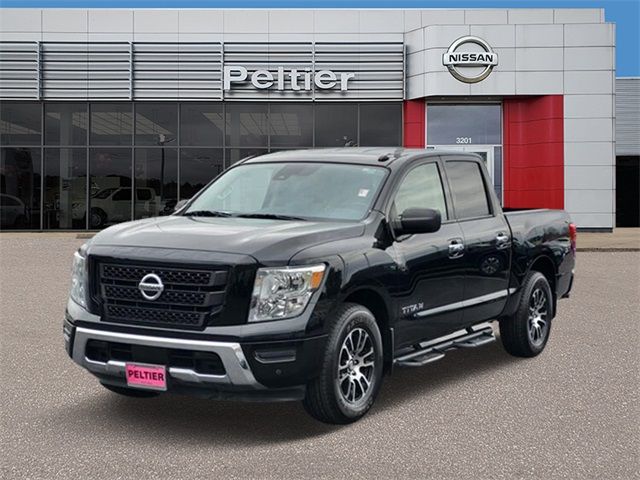 2021 Nissan Titan SV