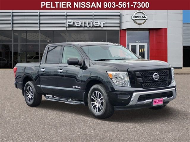 2021 Nissan Titan SV