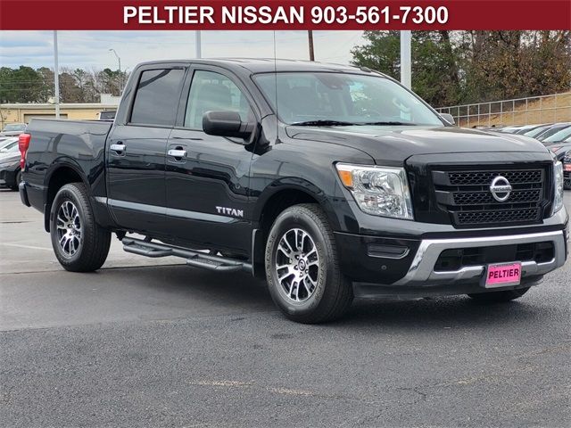 2021 Nissan Titan SV