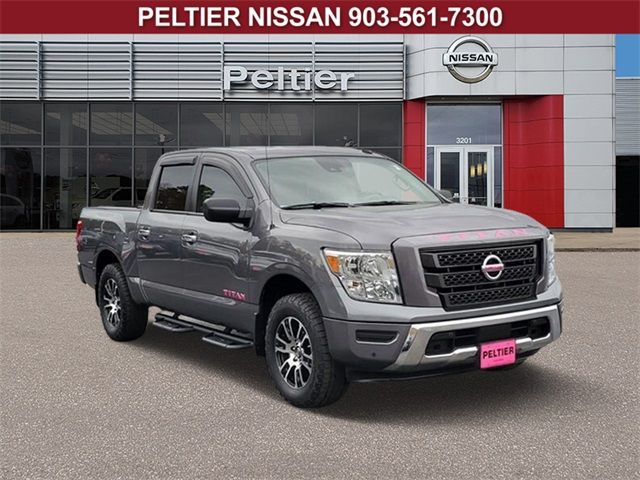 2021 Nissan Titan SV