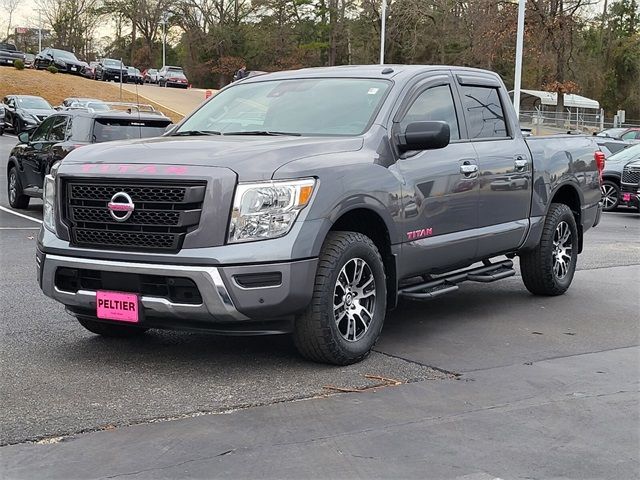 2021 Nissan Titan SV