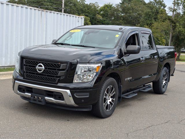 2021 Nissan Titan SV