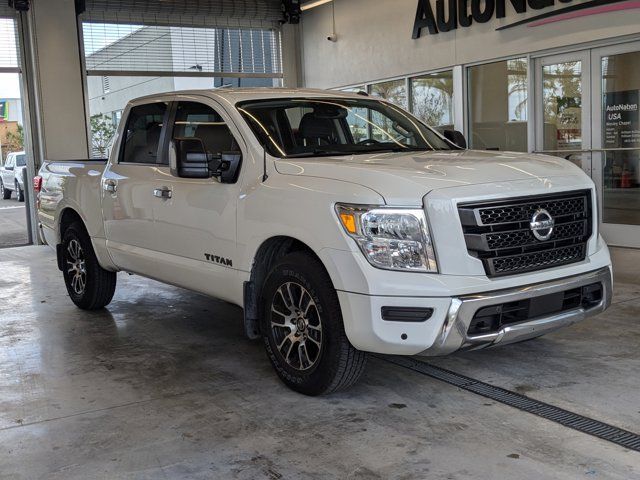 2021 Nissan Titan SV