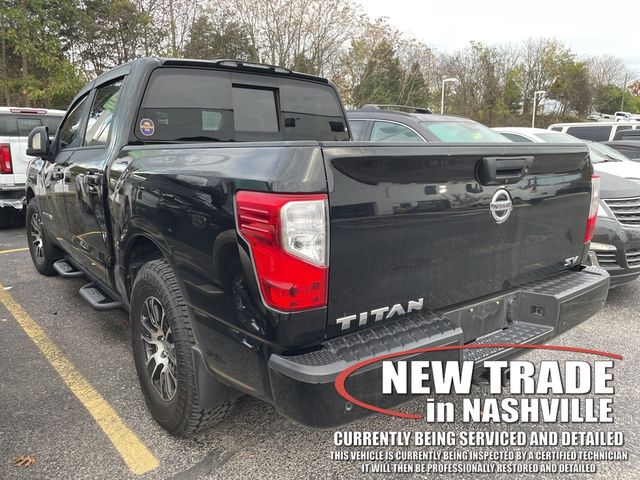 2021 Nissan Titan SV