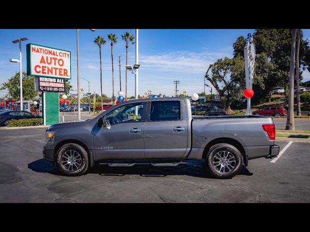 2021 Nissan Titan SV