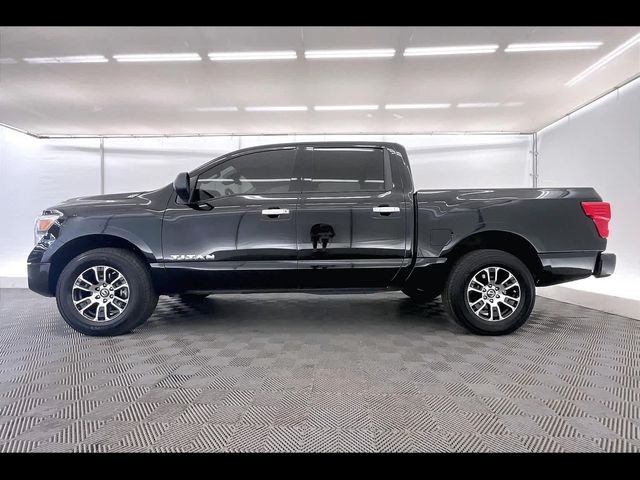 2021 Nissan Titan SV