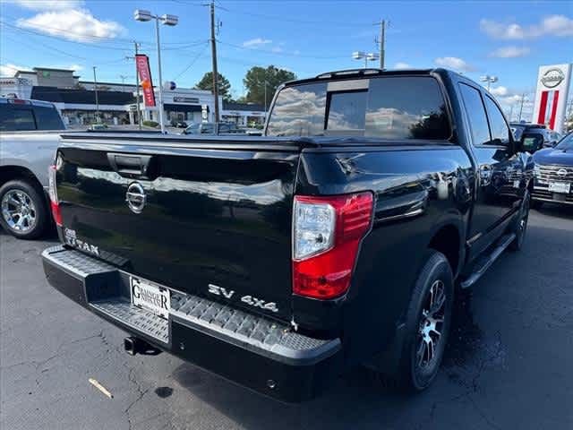 2021 Nissan Titan SV