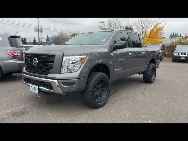 2021 Nissan Titan SV