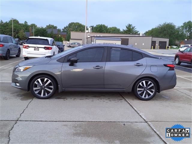 2021 Nissan Versa SR