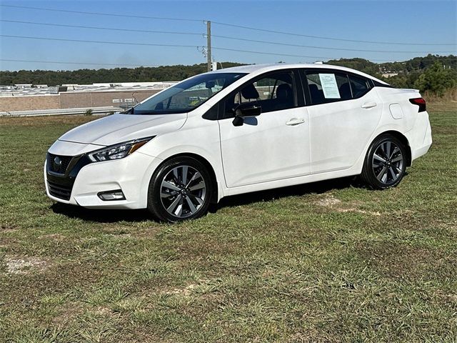 2021 Nissan Versa SR