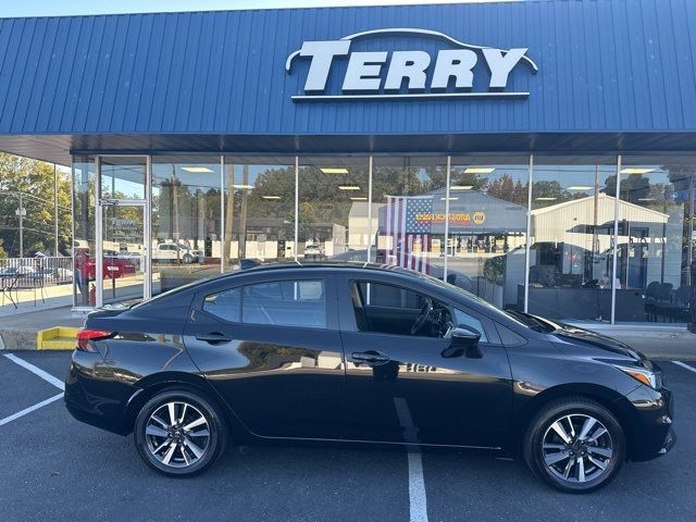 2021 Nissan Versa SV