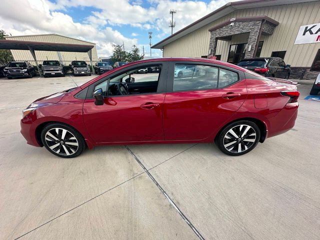 2021 Nissan Versa SR