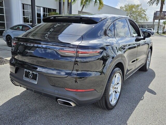 2021 Porsche Cayenne Base