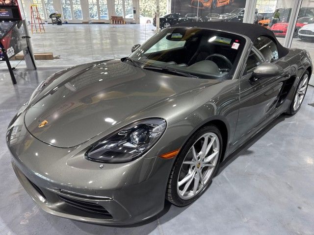 2021 Porsche 718 Boxster T