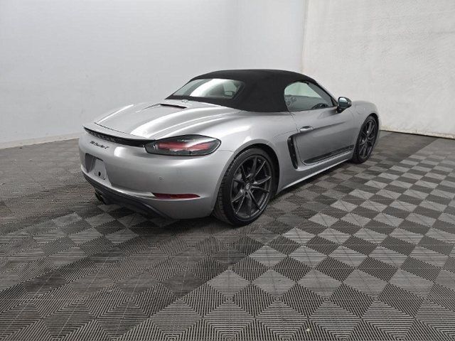 2021 Porsche 718 Boxster T