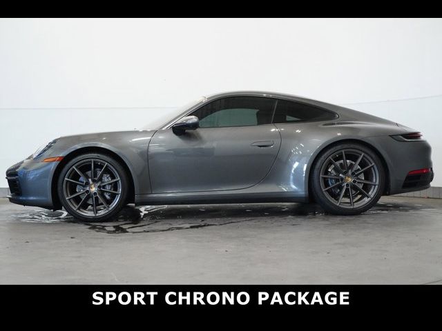 2021 Porsche 911 Carrera