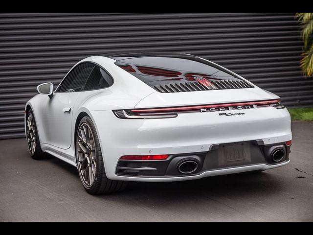 2021 Porsche 911 Carrera