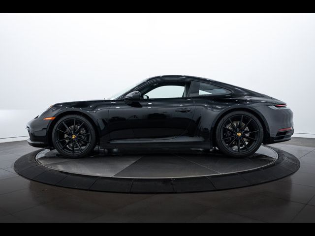 2021 Porsche 911 Carrera