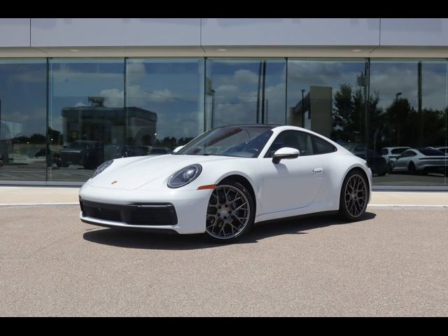 2021 Porsche 911 Carrera