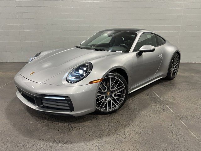 2021 Porsche 911 Carrera