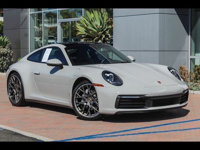 2021 Porsche 911 Carrera