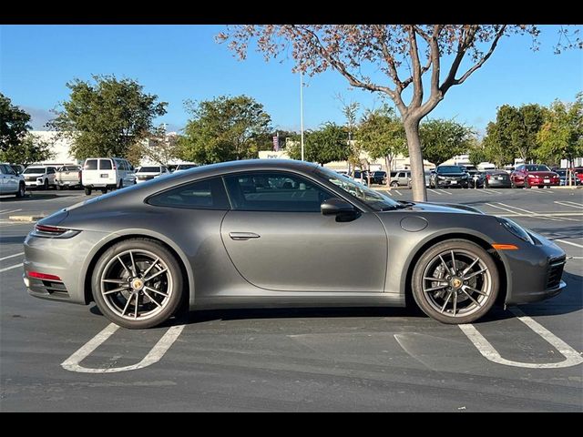 2021 Porsche 911 Carrera