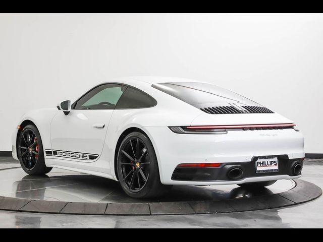 2021 Porsche 911 Carrera