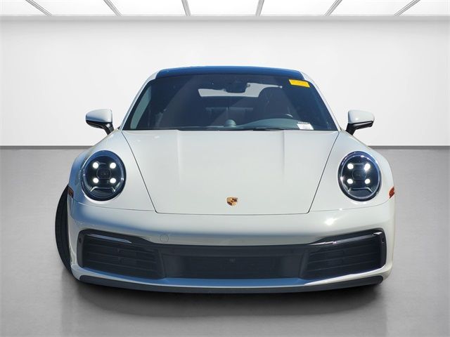 2021 Porsche 911 Carrera