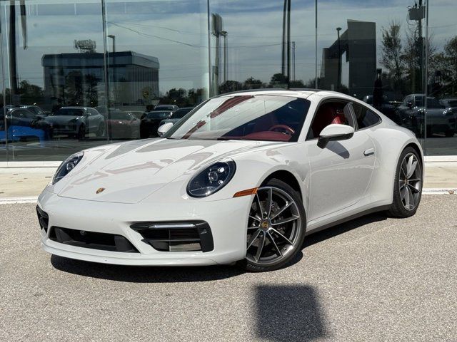 2021 Porsche 911 Carrera