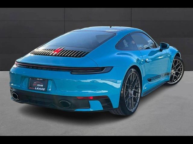 2021 Porsche 911 Carrera