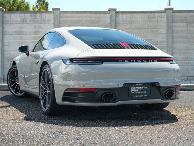 2021 Porsche 911 Carrera