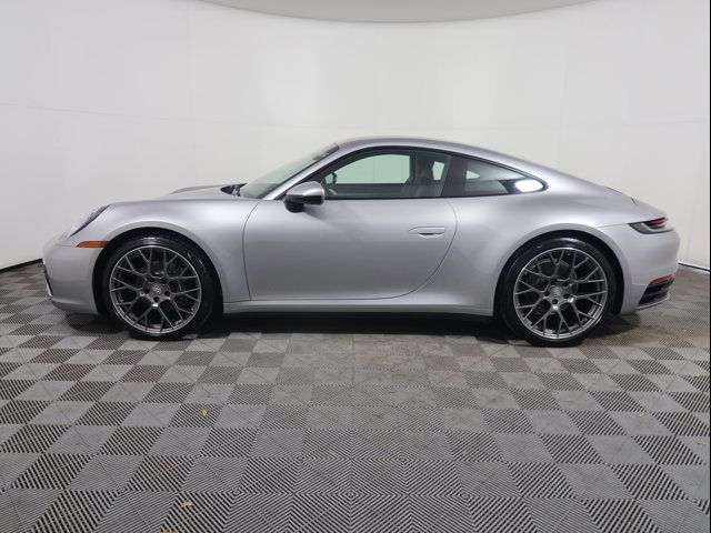 2021 Porsche 911 Carrera