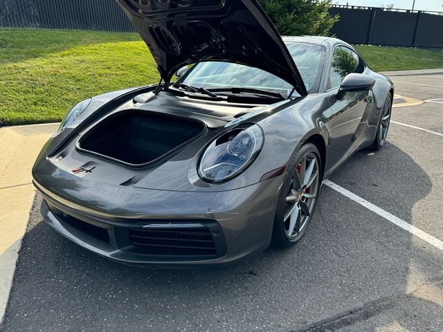 2021 Porsche 911 Carrera