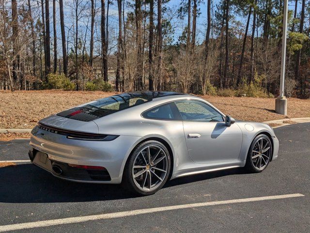 2021 Porsche 911 Carrera