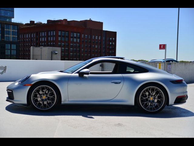 2021 Porsche 911 Carrera