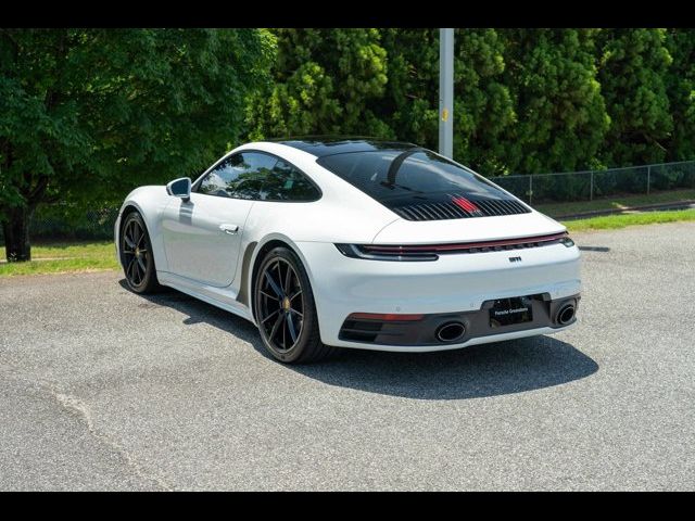 2021 Porsche 911 Carrera